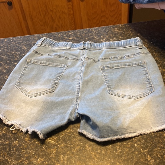 jeans shorts new without tags - Picture 2 of 2